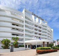 DoubleTree by Hilton Cairns - Hotel Accommodation