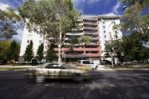 Pacific Suites Canberra - Hotel Accommodation 0