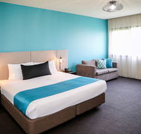 Mantra Melbourne Melton - Hotel Accommodation