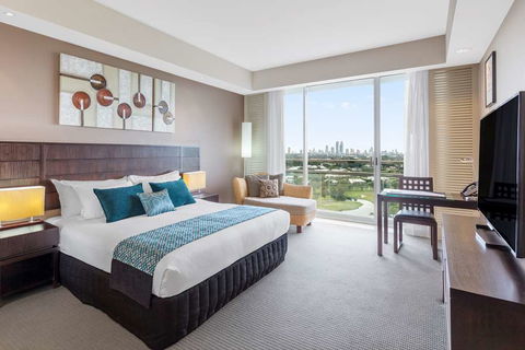 RACV Royal Pines Resort - Hotel Accommodation 1