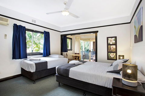 Econo Lodge City Palms Brisbane - Hotel Accommodation 2