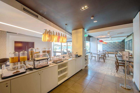 Royal Pacific Hotel - Hotel Accommodation 1