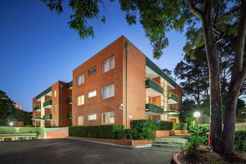 APX Apartments Parramatta - Hotel Accommodation 0