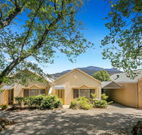 Quest Trinity House - Hotel Accommodation