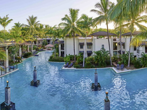 Pullman Pt Douglas Sea Temple Resort/Spa - Hotel Accommodation 1