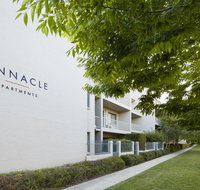 Pinnacle Apartments - Hotel Accommodation