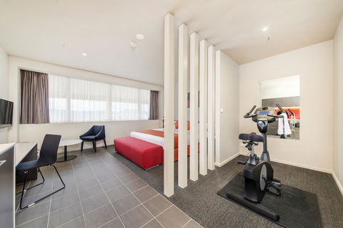 Abode Woden - Hotel Accommodation 14