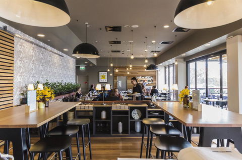 Abode Woden - Hotel Accommodation 1