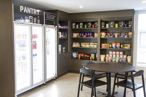 Abode Narrabundah - Hotel Accommodation 16