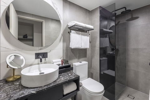 Deco Hotel Canberra - Hotel Accommodation 6