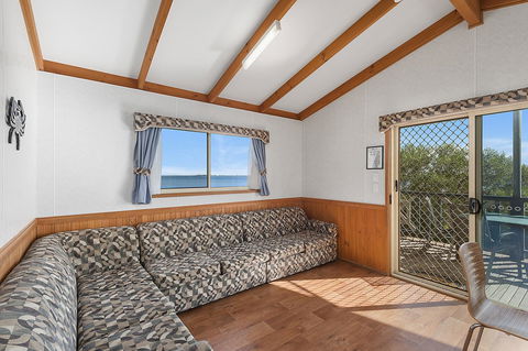 Port Broughton Tourist Park - Hotel Accommodation 25