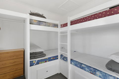 Port Broughton Tourist Park - Hotel Accommodation 40