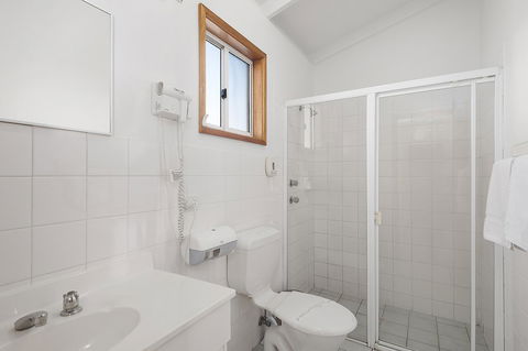 Port Broughton Tourist Park - Hotel Accommodation 36