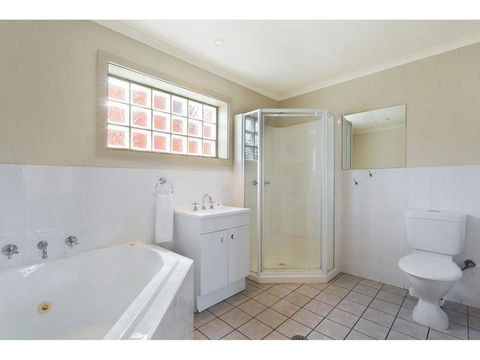Heritage House Motel & Units - Hotel Accommodation 25