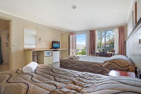 Heritage House Motel & Units - Hotel Accommodation 24