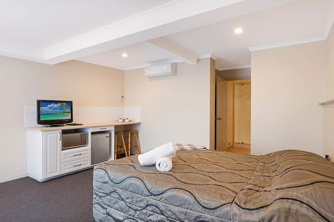 Heritage House Motel & Units - Hotel Accommodation 2