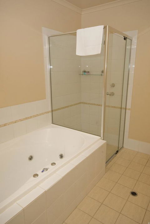 McCracken Country Club - Hotel Accommodation 15