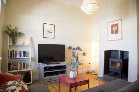 Wayfarers Cottage - Hotel Accommodation 1