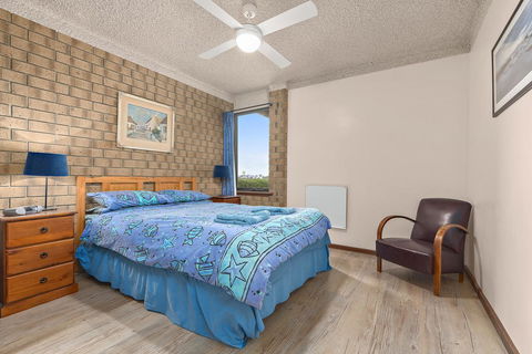 Sun & Surf Aldinga Beach Apartment - Hotel Accommodation 8