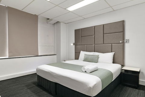 Cosmo On Bank - Hotel Accommodation 7