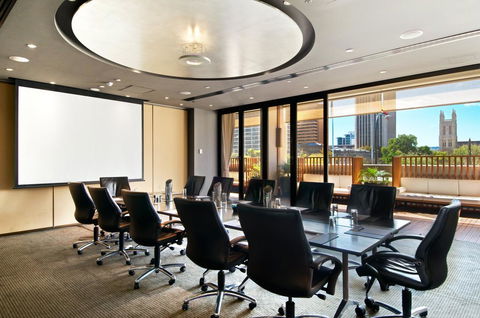 Hilton Adelaide - Hotel Accommodation 29