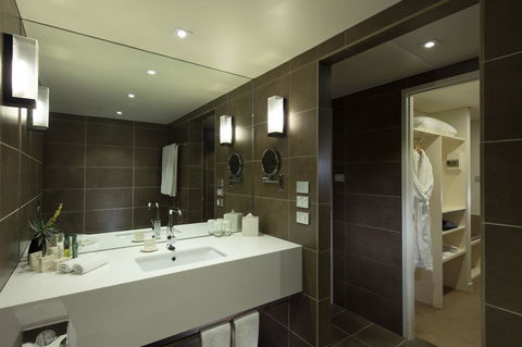 Hilton Adelaide - Hotel Accommodation 6