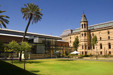 Hilton Adelaide - Hotel Accommodation 38
