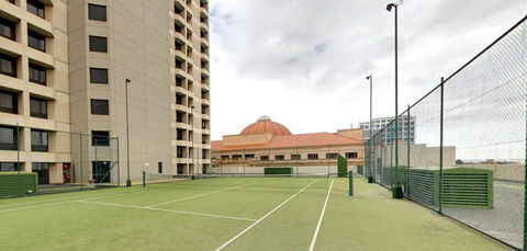 Hilton Adelaide - Hotel Accommodation 8