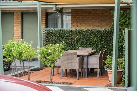 Garden City Motor Inn - Hotel Accommodation 39