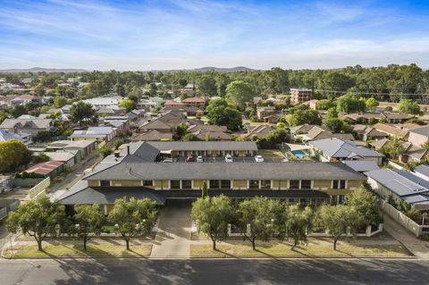 Garden City Motor Inn - Hotel Accommodation 2