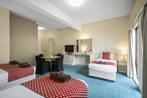 Garden City Motor Inn - Hotel Accommodation 24