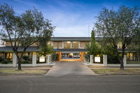 Book Wagga Wagga Accommodation Vacations Hotel Accommodation Hotel Accommodation