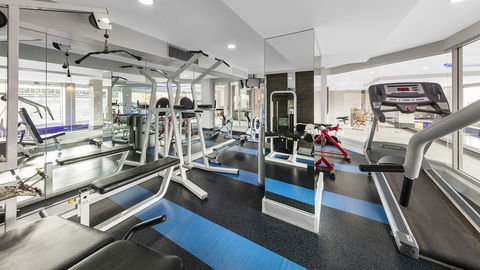 Oaks Adelaide Embassy Suites - Hotel Accommodation 5