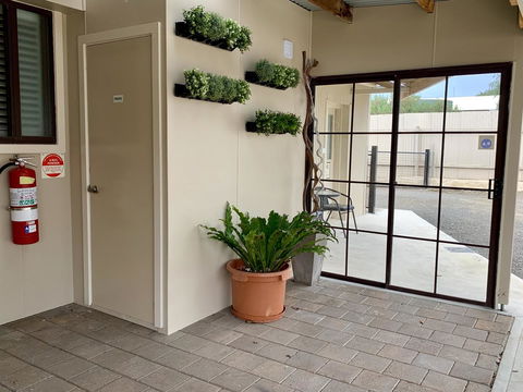 Inna Nutshell - Hotel Accommodation 9