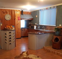 Inna Nutshell - Hotel Accommodation