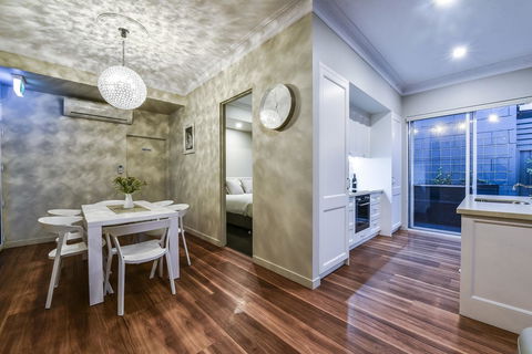 Aloha Central Luxury Apartments - Hotel Accommodation 15