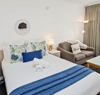Glenelg Oasis Studios - Hotel Accommodation