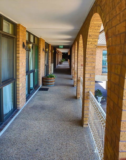 Cumberland Motor Inn - Hotel Accommodation 37