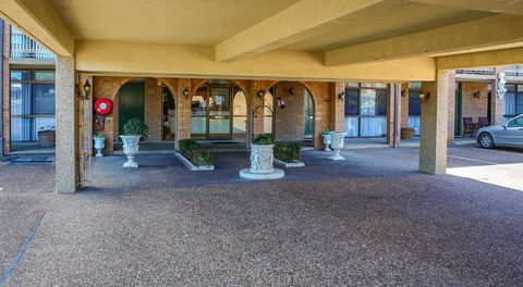 Cumberland Motor Inn - Hotel Accommodation 38