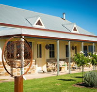 Barossa Vineyard Cottages - Hotel Accommodation