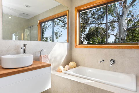 Port Of Call - Port Willunga - C21 SouthCoast Holidays - Hotel Accommodation 8