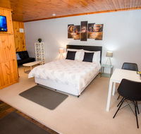 Seppelts View Cabins - Hotel Accommodation