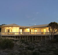 White Sands Holiday Retreat - Hotel Accommodation