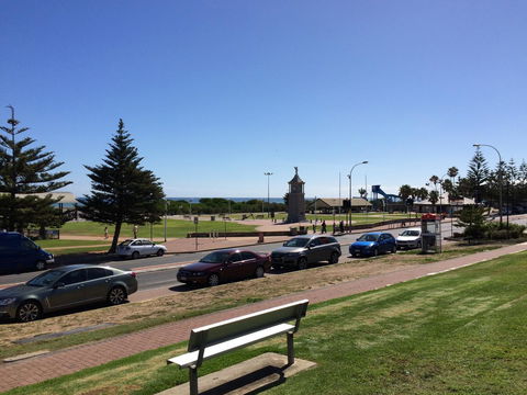 Adelaide - Semaphore Beach Front - Hotel Accommodation 24