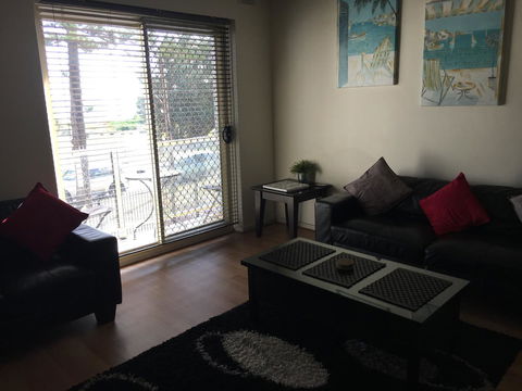 Adelaide - Semaphore Beach Front - Hotel Accommodation 1