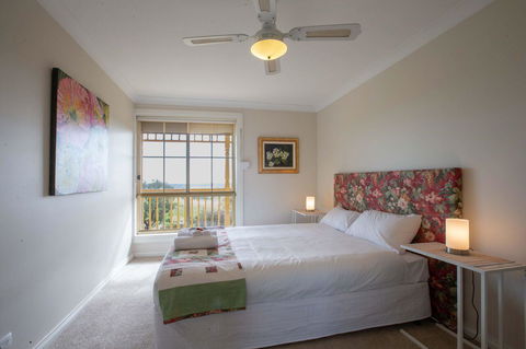 Angaston House - Hotel Accommodation 13
