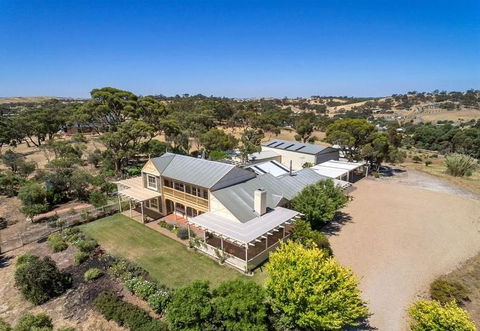 Angaston House - Hotel Accommodation 23