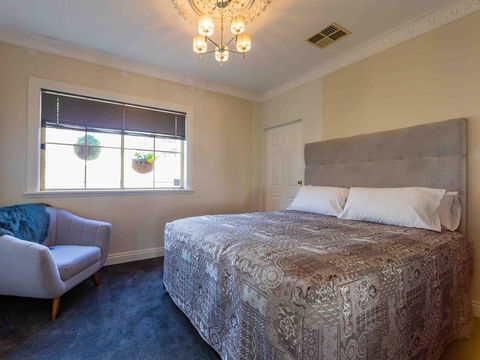 Angaston House - Hotel Accommodation 22