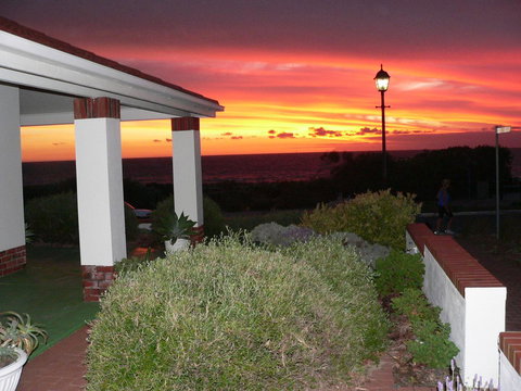 Brighton Beach House - Hotel Accommodation 2