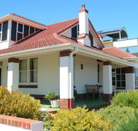 Brighton Beach House - Hotel Accommodation
